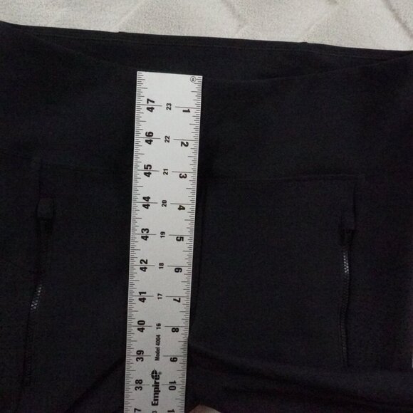 Athleta Stellar Crop Pant Womens Small Black Athleisure Travel Preppy - Picture 6 of 9